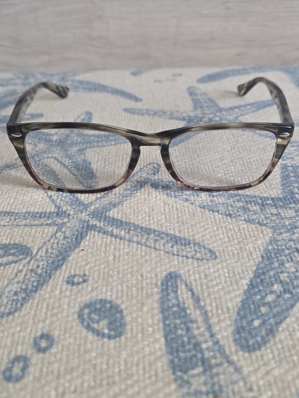 Ray-Ban Gray Brown Tortoiseshell Rectangular Eyeglass Frames - Classic Style